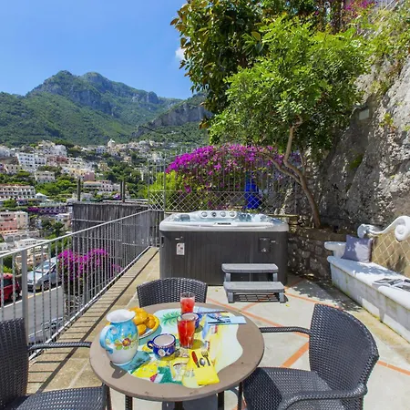 Hotiday Volte Alte Aparthotel Positano